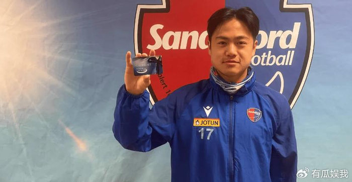 开云体育下载-上港刚在超级杯输国安队，穆斯卡特就发声做出重要决定，赢得点赞|上海海港|上港队|郑泽彦|北京国安|左后卫_新浪体育_新浪新闻