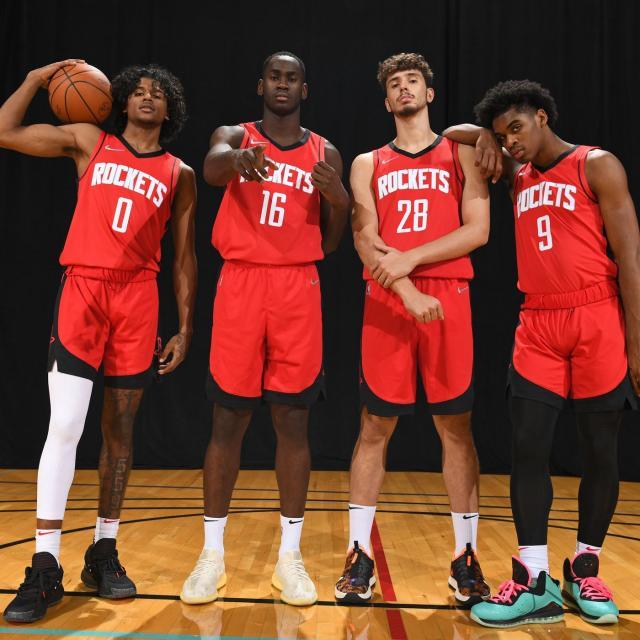 开云体育下载网址-【体坛篮球秀】篮圈春晚&amp;咻咻咻前瞻并机播出