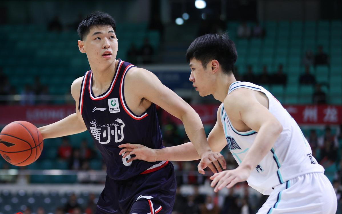 开云体育下载入口-广东队新王牌复出!名气不输易建联,杜锋有3难题,焦泊乔有体会