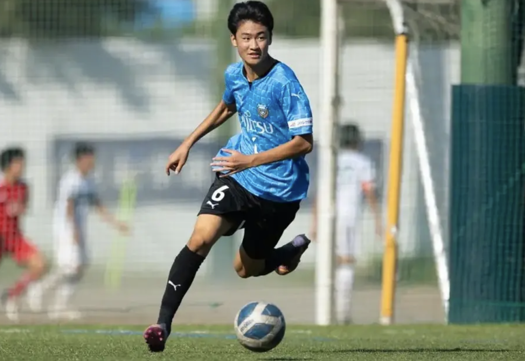 开云体育下载入口-关德晴归化日本观后感:19岁少年的选择,何以刺痛了谁的神经?